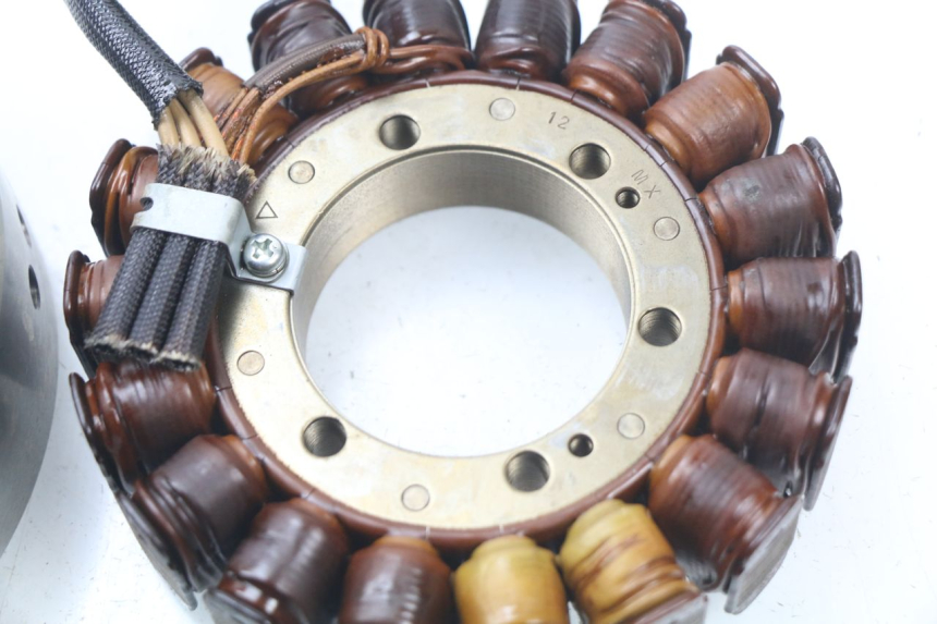 photo de ROTOR STATOR YAMAHA FJR ABS 1300 (2006 - 2012) - Alternative perspective