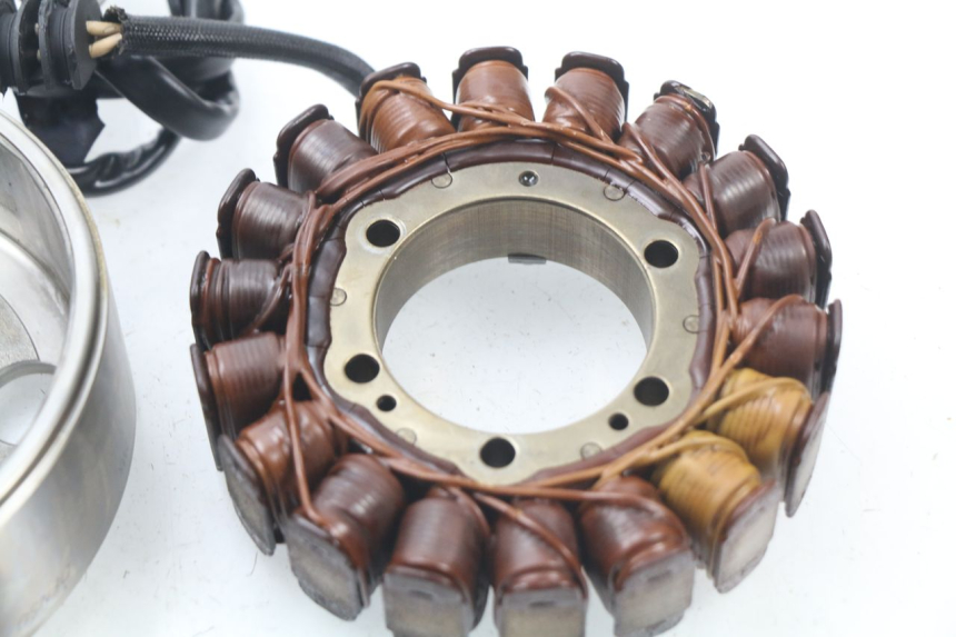 photo de ROTOR STATOR YAMAHA FJR ABS 1300 (2006 - 2012) - Surface and material condition