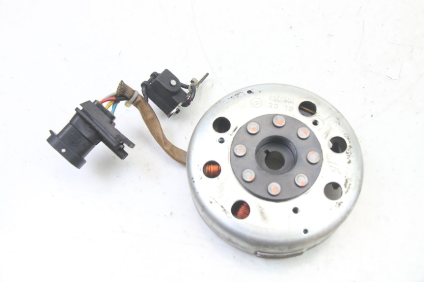 photo de ROTOR STATOR PIAGGIO FLY 2T 50 (2004 - 2017) - Zoom on usage condition