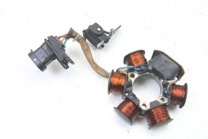 photo de ROTOR STATOR PIAGGIO FLY 2T 50 (2004 - 2017) - Fixing points details