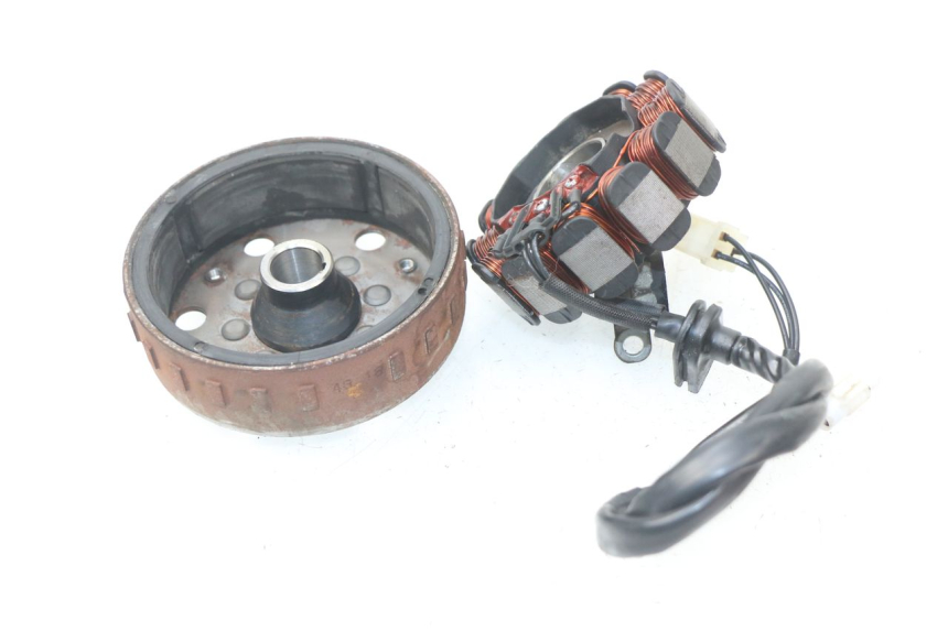 photo de ROTOR STATOR PEUGEOT KISBEE 2T 50 (2018 - 2022) - Fixing points details