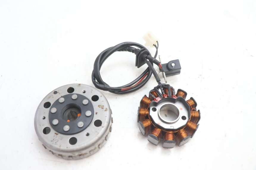 photo de ROTOR STATOR PEUGEOT KISBEE 2T 50 (2018 - 2022) - Main view