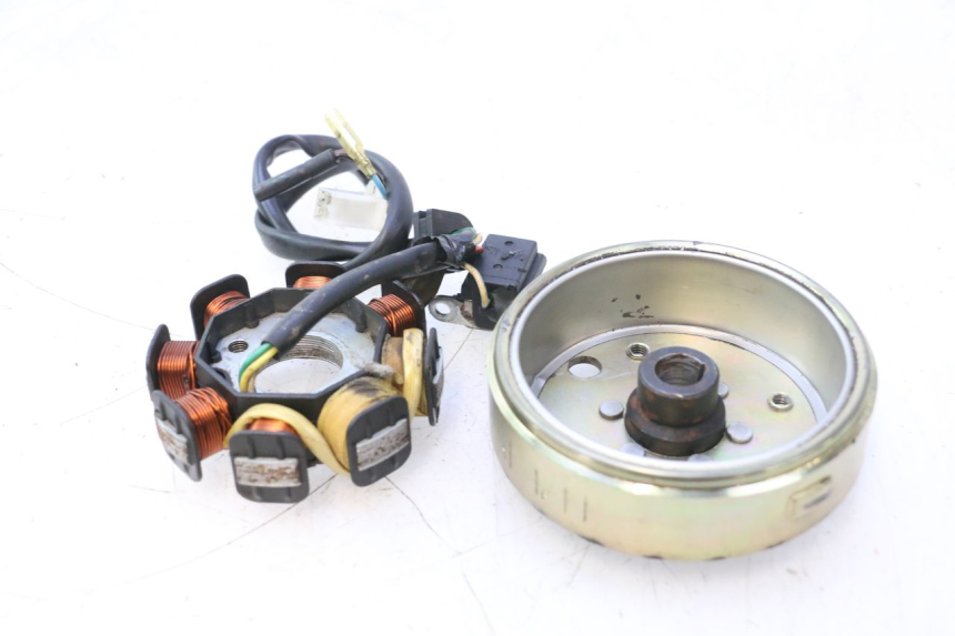 photo de ROTOR STATOR PEUGEOT KISBEE 4T 50 (2010 - 2017) - Zoom on usage condition