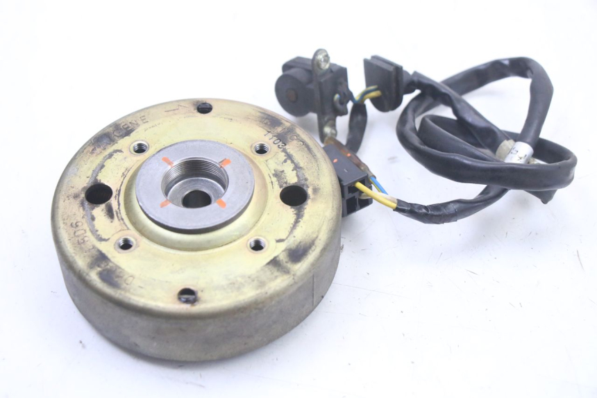 photo de ROTOR STATOR KYMCO DINK 4T 50 (2007 - 2018) - Zoom on usage condition