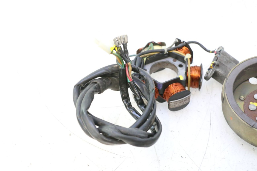 photo de ROTOR STATOR PIAGGIO LIBERTY 50 (1998 - 2003) - Distinctive features