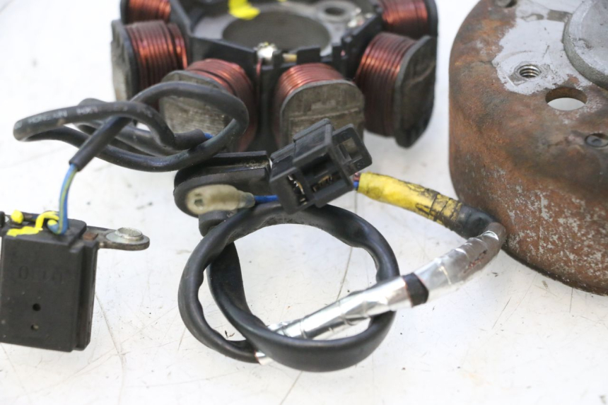 photo de ROTOR STATOR KYMCO LIKE 125 (2009 - 2016) - Alternative perspective