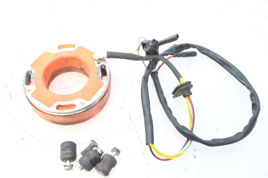 photo de ROTOR STATOR PEUGEOT LUDIX BLASTER 50 (2006 - 2014) - Technical close-up