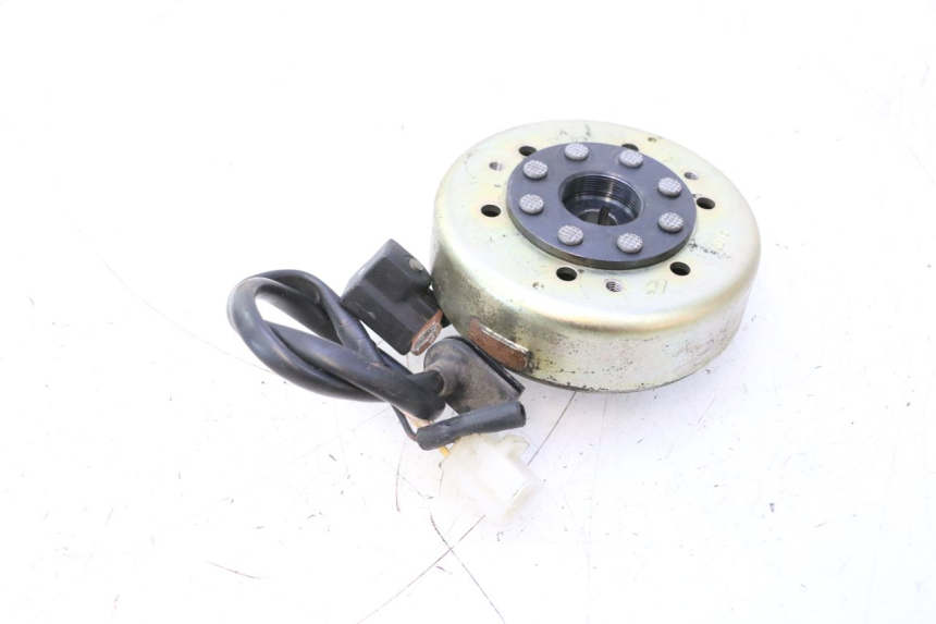 photo de ROTOR STATOR PEUGEOT LUDIX ONE 50 (2004 - 2013) - Zoom on usage condition