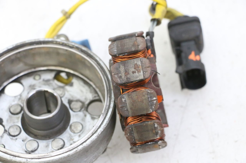 photo de ROTOR STATOR PIAGGIO MP3 125 (2006 - 2014) - Alternative perspective