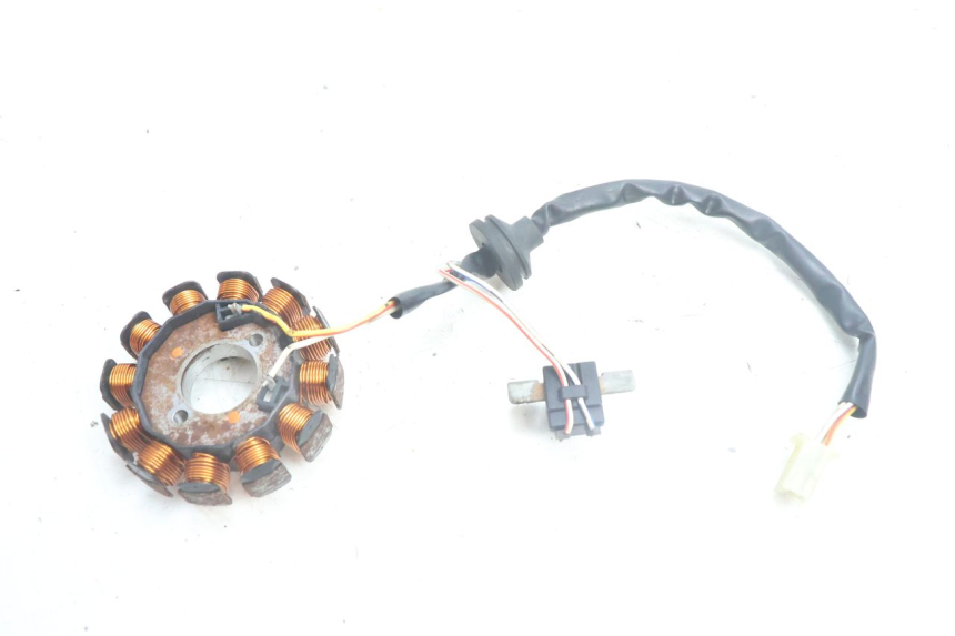 photo de ROTOR STATOR YAMAHA NEO'S NEOS 2T 50 (1998 - 2007) - Fixing points details