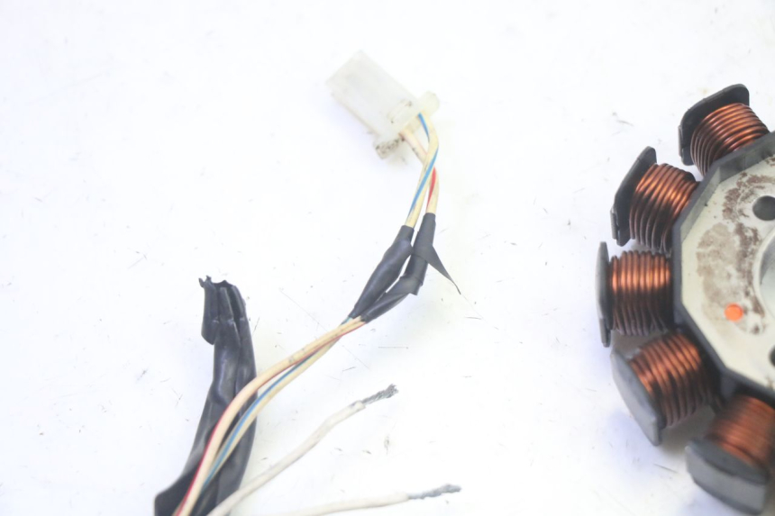 photo de ROTOR STATOR YAMAHA NEOS NEO'S 4T 50 (2008 - 2016) - Additional view of the item