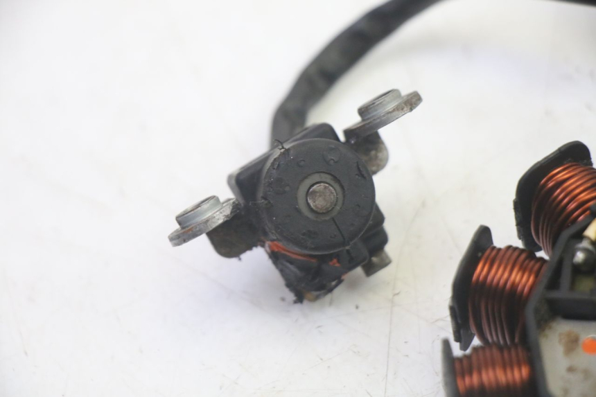 photo de ROTOR STATOR YAMAHA NEOS NEO'S 4T 50 (2008 - 2016) - Surface and material condition