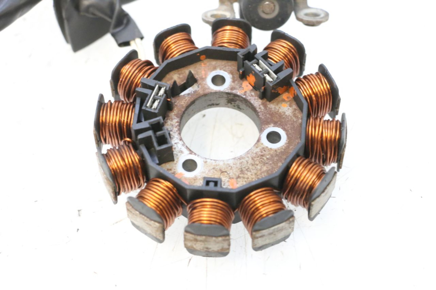 photo de ROTOR STATOR YAMAHA NEOS NEO'S 4T 50 (2008 - 2016) - Fixing points details