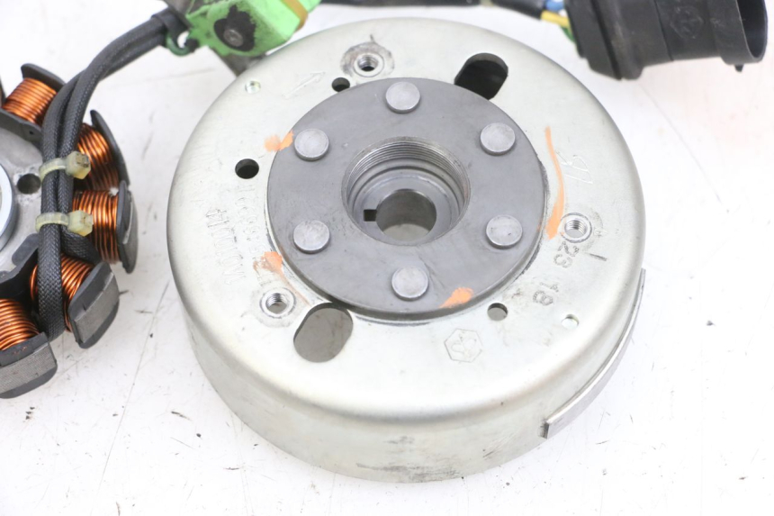 photo de ROTOR STATOR PIAGGIO NEW TYPHOON 50 (2018 - 2021) - Additional view of the item