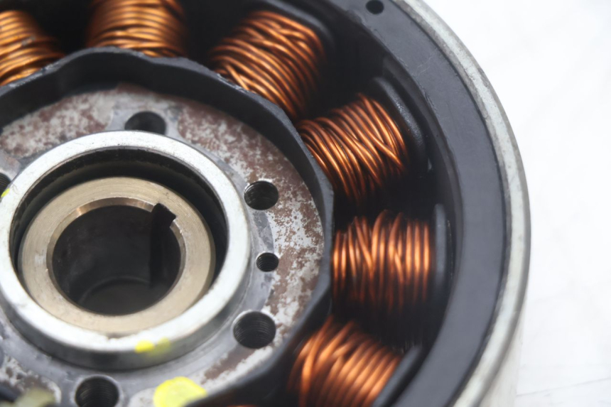 photo de ROTOR STATOR PIAGGIO NEW TYPHOON 50 (2018 - 2021) - Technical close-up