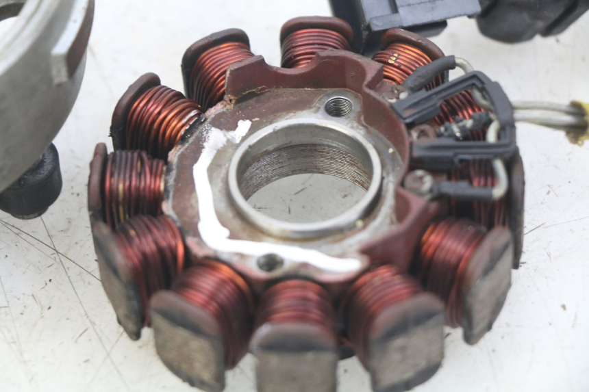 photo de ROTOR STATOR GILERA NEXUS 125 (2007 - 2009) - Alternative perspective