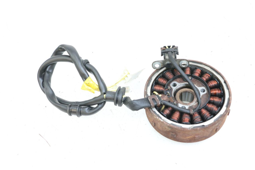 photo de ROTOR STATOR HONDA NHX LEAD 110 (2008 - 2010) - Alternative perspective