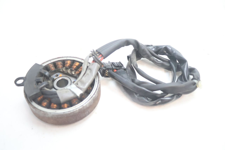 photo de ROTOR STATOR HONDA PCX (JF28) 125 (2009 - 2011) - Alternative perspective