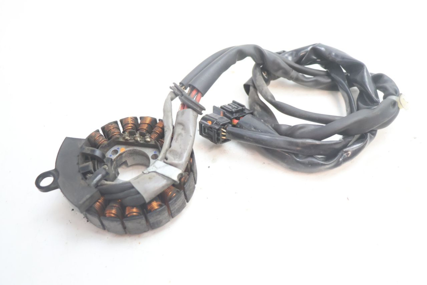 photo de ROTOR STATOR HONDA PCX (JF28) 125 (2009 - 2011) - Fixing points details