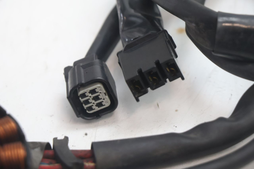 photo de ROTOR STATOR HONDA PCX (JF28) 125 (2009 - 2011) - Surface and material condition