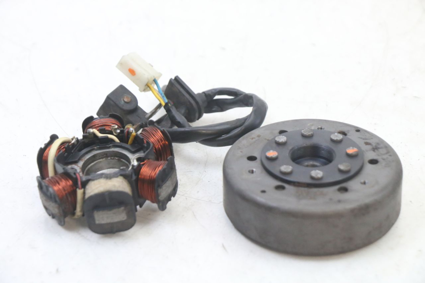 photo de ROTOR STATOR PEUGEOT KISBEE 2T 50 (2010 - 2017) - Component detail