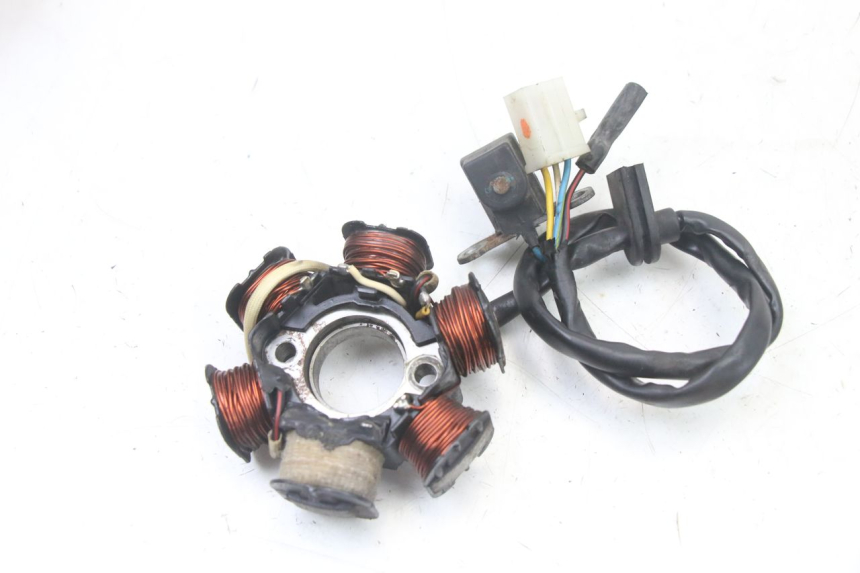 photo de ROTOR STATOR PEUGEOT KISBEE 2T 50 (2010 - 2017) - Surface and material condition