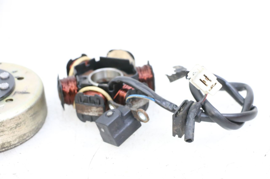 photo de ROTOR STATOR PEUGEOT LUDIX 50 (2008 - 2017) - Surface and material condition