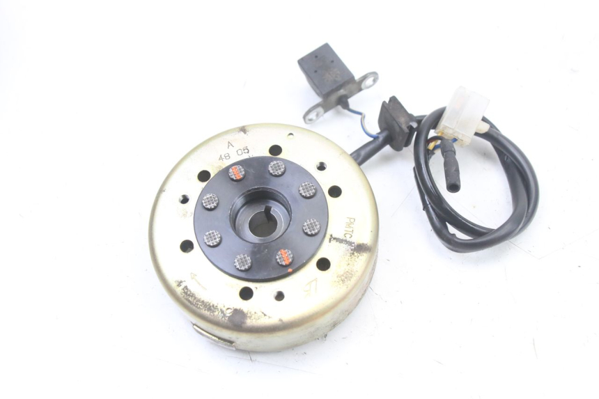 photo de ROTOR STATOR PEUGEOT LUDIX ONE 50 (2005 - 2008) - Alternative perspective