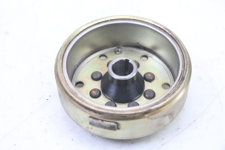 photo de ROTOR STATOR PEUGEOT LUDIX ONE 50 (2005 - 2008) - Fixing points details