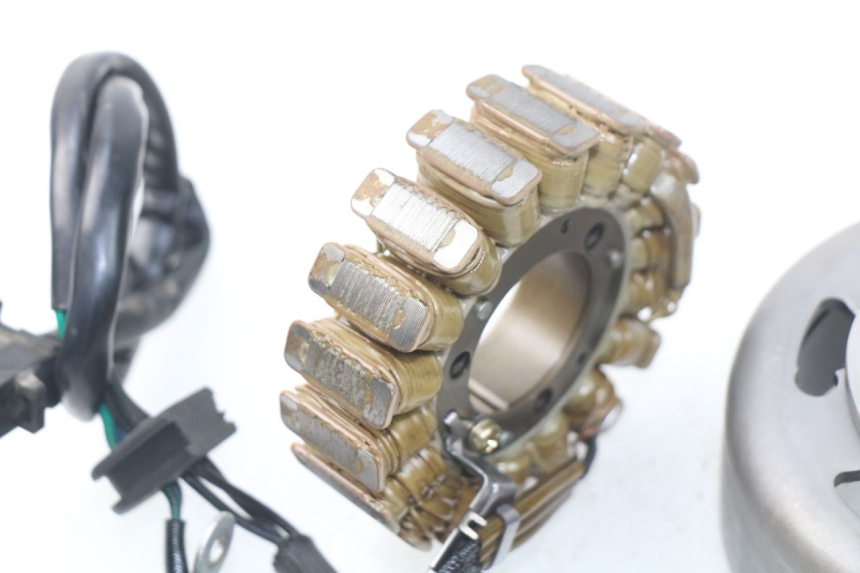 photo de ROTOR STATOR SUZUKI RV VAN VAN 125 (2003 - 2008) - Technical close-up