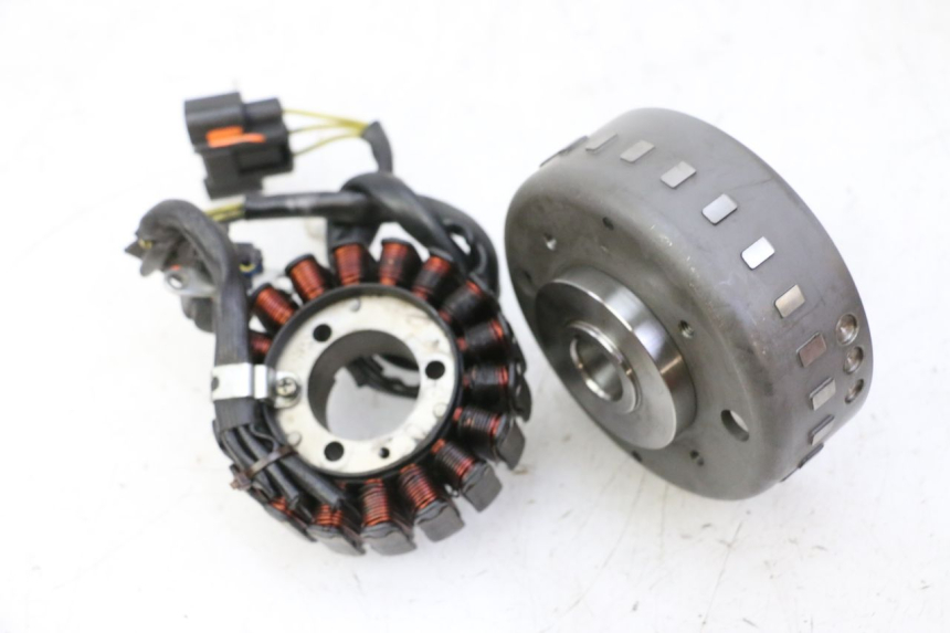 photo de ROTOR STATOR PEUGEOT SATELIS 125 (2013 - 2018) - Zoom on usage condition