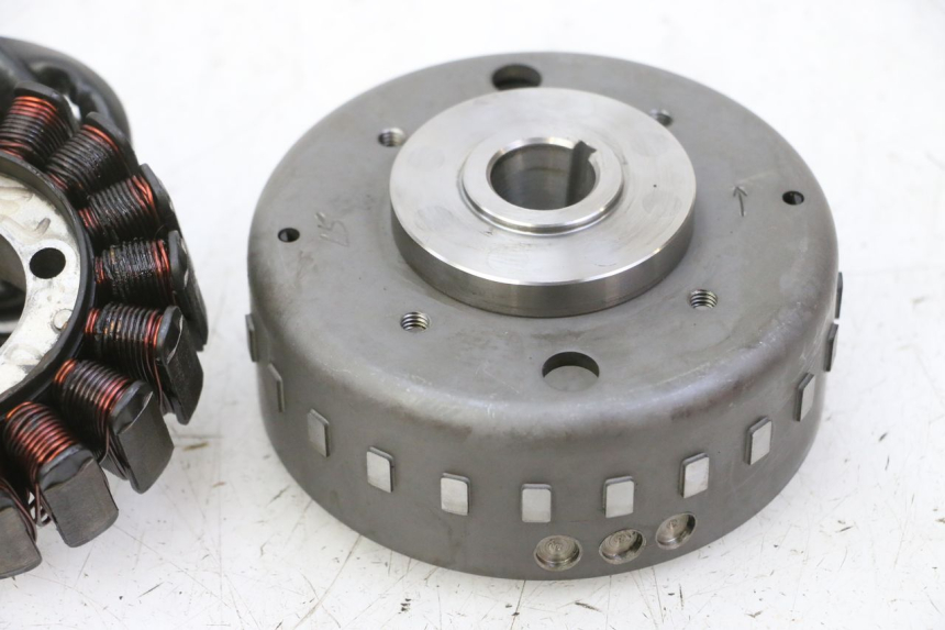 photo de ROTOR STATOR PEUGEOT SATELIS 125 (2013 - 2018) - Technical close-up