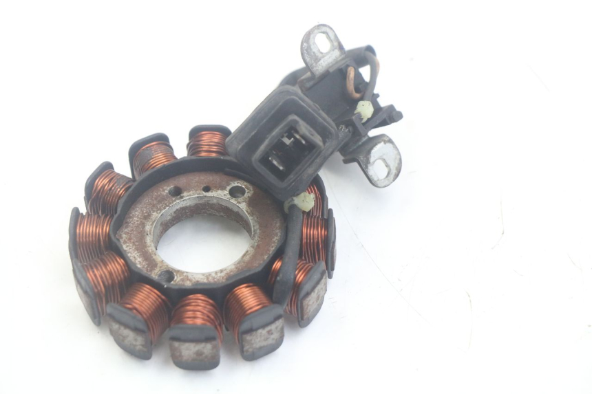 photo de ROTOR STATOR APRILIA SCARABEO 100 (2003 - 2012) - Technical close-up