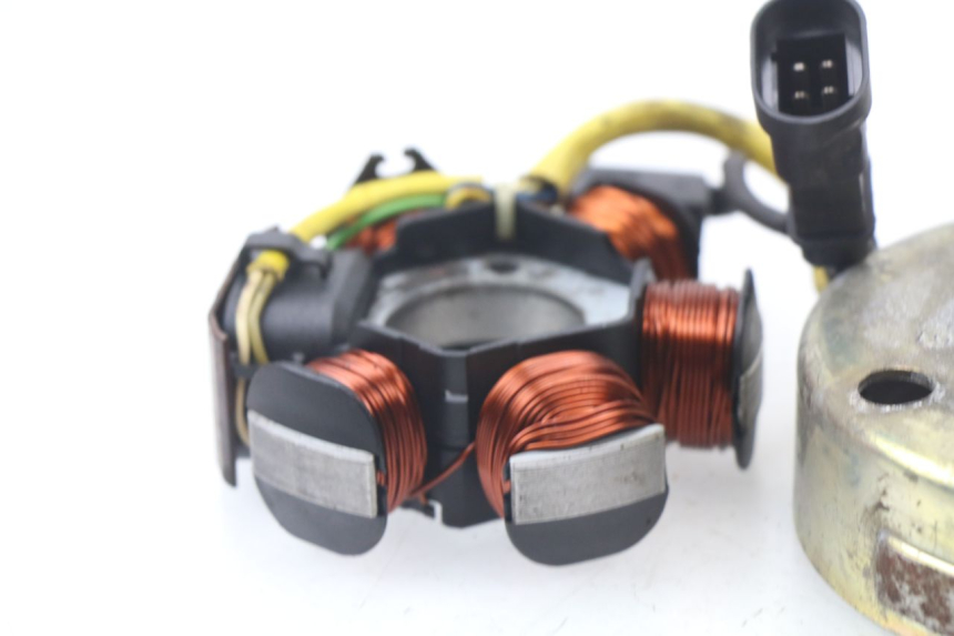photo de ROTOR STATOR APRILIA SR CARB LC 2T 50 (2004 - 2012) - Technical close-up