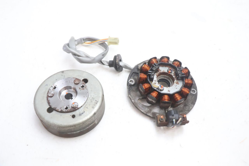 photo de ROTOR STATOR MBK STUNT NAKED 50 (2004 - 2018) - Main view