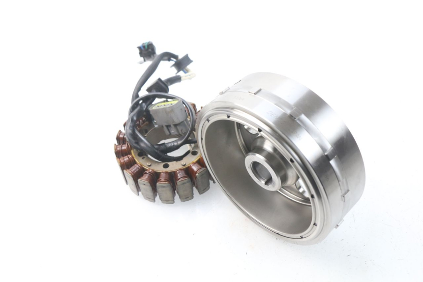 photo de ROTOR STATOR YAMAHA TDM ABS 900 (2002 - 2014) - Zoom on usage condition