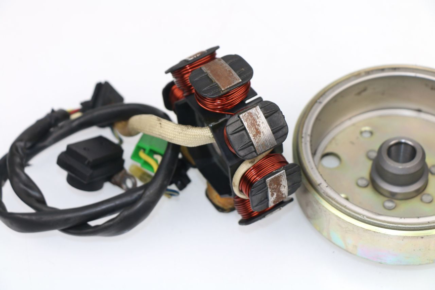 photo de ROTOR STATOR BAOTIAN TRAVEL SPIRIT 50 (2010 - 2012) - Technical close-up