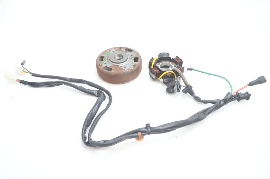 photo de ROTOR STATOR PEUGEOT TREKKER 50 (1995 - 2004) - Component detail