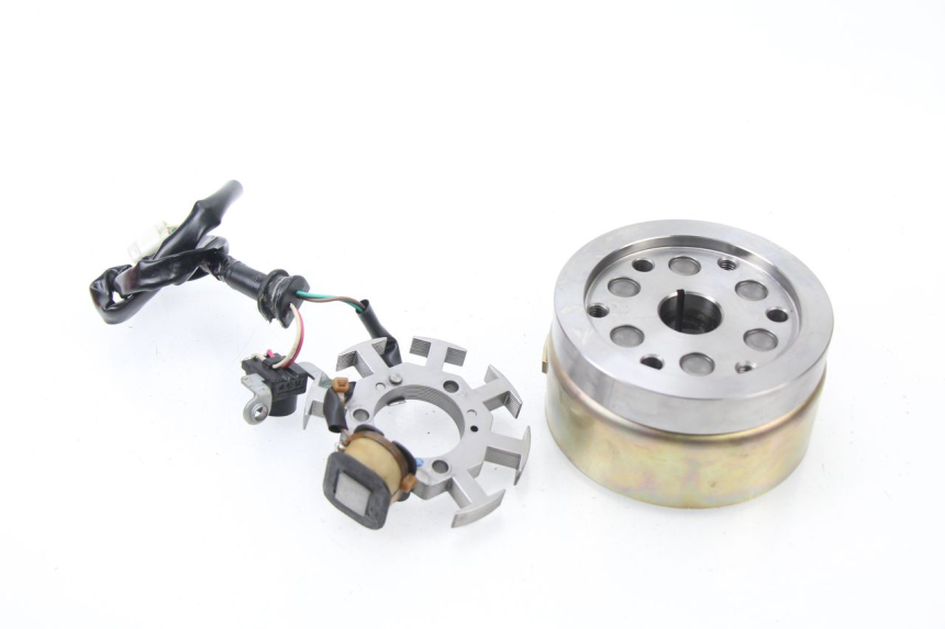 photo de ROTOR STATOR YAMAHA TTR 125 (2000 - 2020) - Alternative perspective