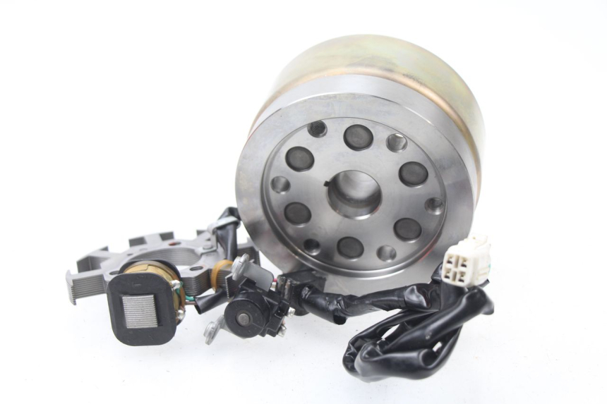 photo de ROTOR STATOR YAMAHA TTR 125 (2000 - 2020) - Technical close-up