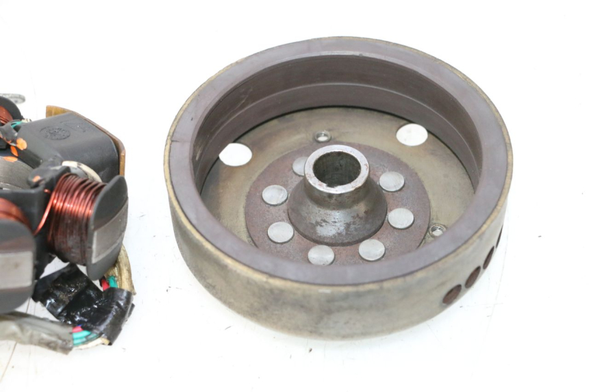 photo de ROTOR STATOR PIAGGIO TYPHOON 50 (2000 - 2009) - Surface and material condition