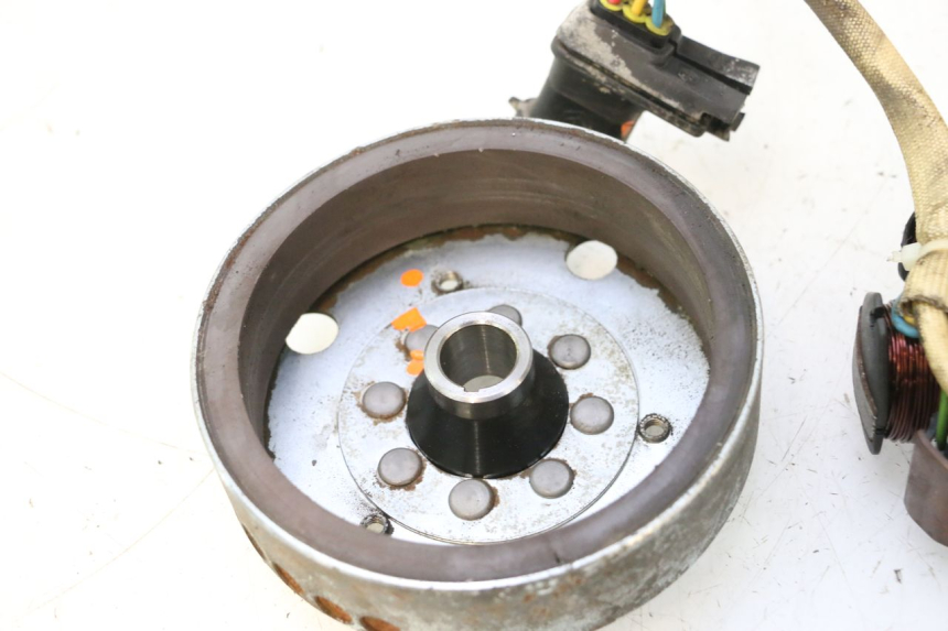 photo de ROTOR STATOR PIAGGIO TYPHOON 50 (2000 - 2009) - Surface and material condition