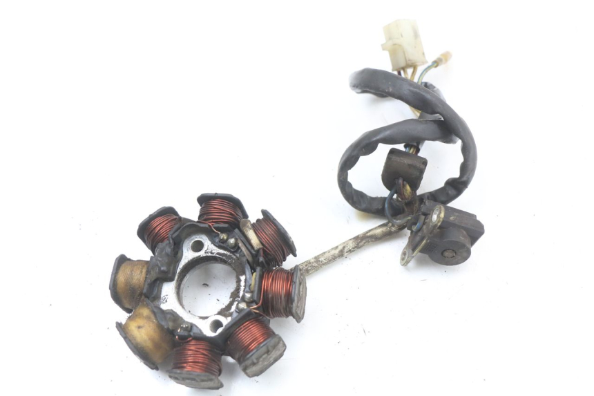 photo de ROTOR STATOR PEUGEOT V-CLIC VCLIC 50 (2007 - 2013) - Surface and material condition