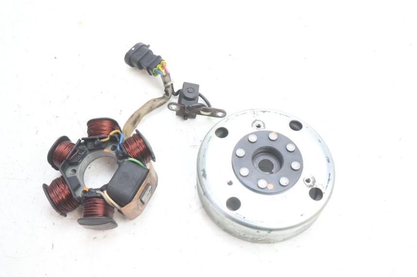 photo de ROTOR STATOR PIAGGIO VESPA S 2T 50 (2007 - 2014) - Main view