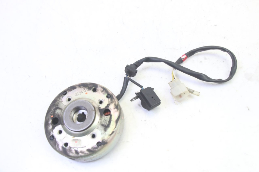 photo de ROTOR STATOR PEUGEOT VIVACITY NEW 4T 50 (2008 - 2017) - Alternative perspective