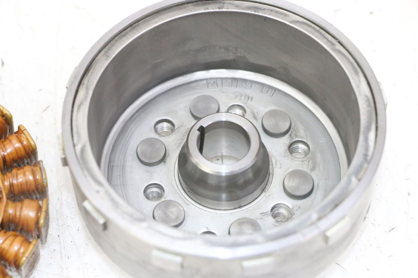 photo de ROTOR STATOR YAMAHA XMAX X-MAX 125 (2006 - 2009) - Additional view of the item