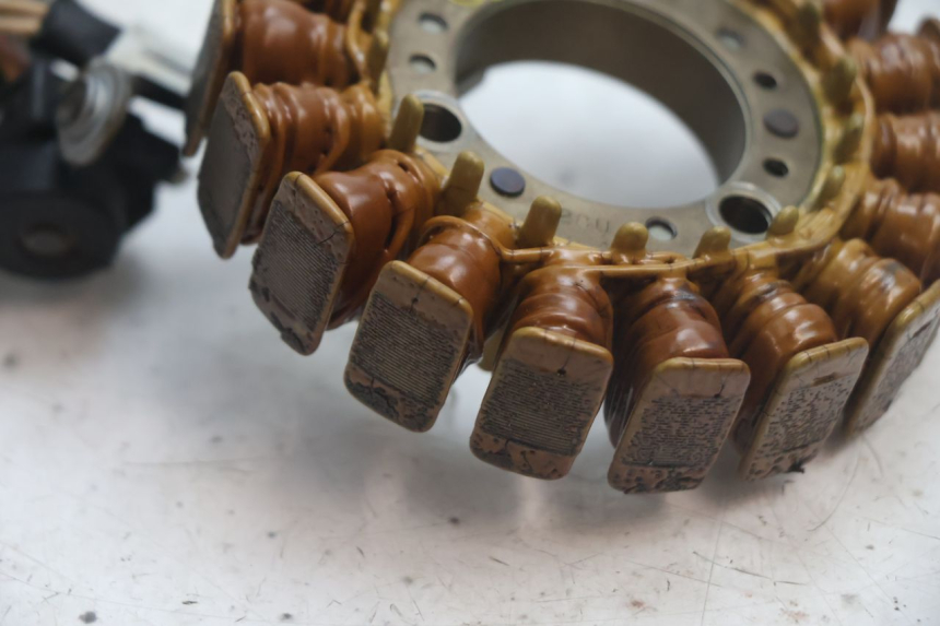 photo de ROTOR STATOR YAMAHA X-MAX XMAX 125 (2010 - 2013) - Surface and material condition