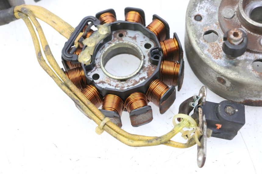 photo de ROTOR STATOR PIAGGIO X9 EVOLUTION 125 (2003 - 2007) - Detailed visual inspection