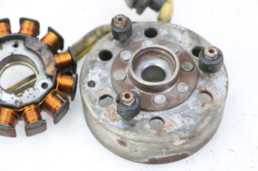 photo de ROTOR STATOR PIAGGIO X9 EVOLUTION 125 (2003 - 2007) - Markings and original references