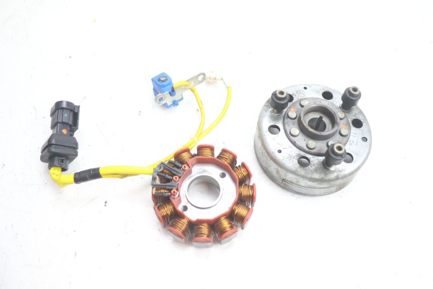 photo de ROTOR STATOR PIAGGIO X9 EVOLUTION 125 (2003 - 2007) - Main view
